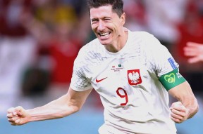 关于莱万多夫斯基赛事官方发布战术调整新规，美国队争议不断！的信息